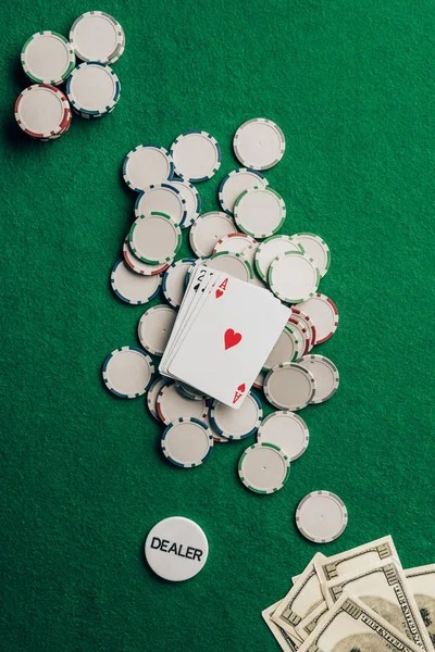 sule76 live-dealer Baccarat and Roulette table studio